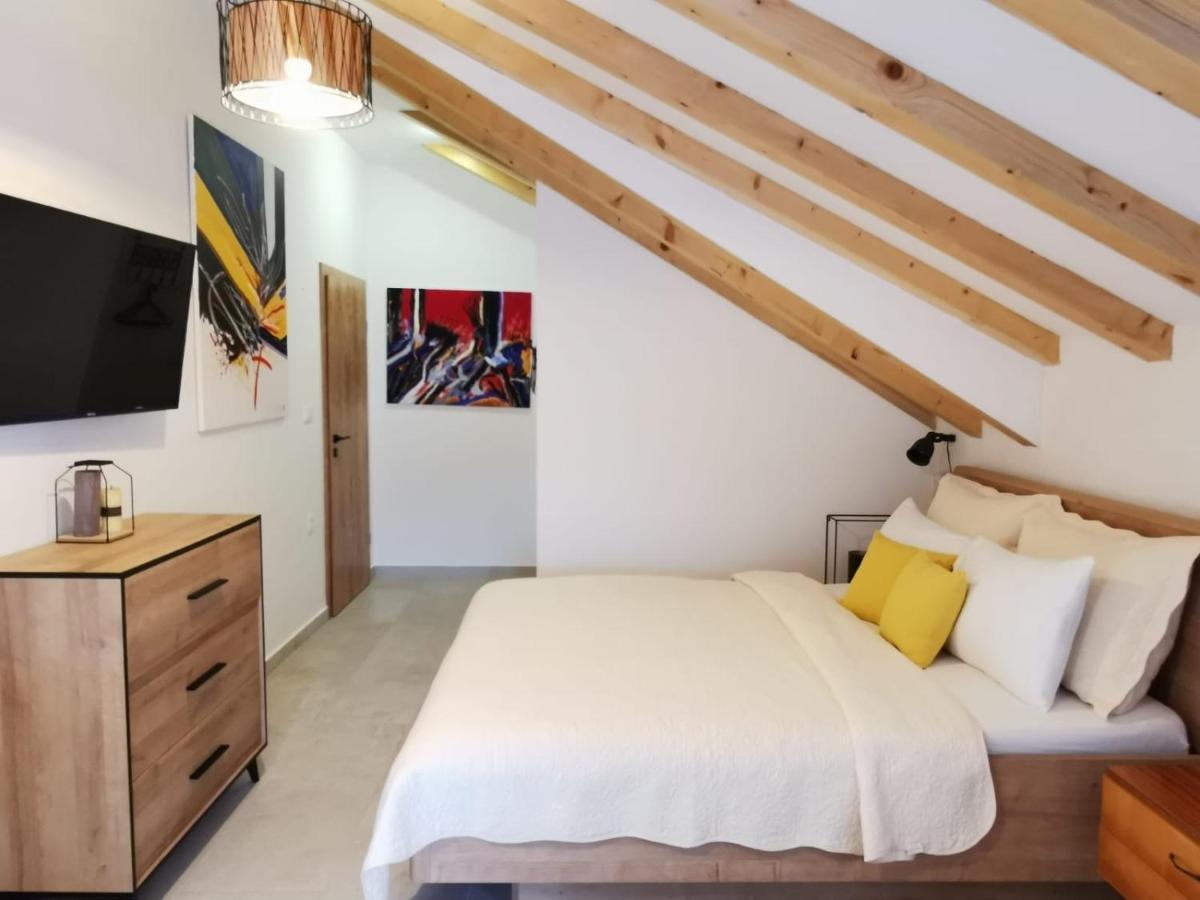 House Bava Hotel Vis Kültér fotó