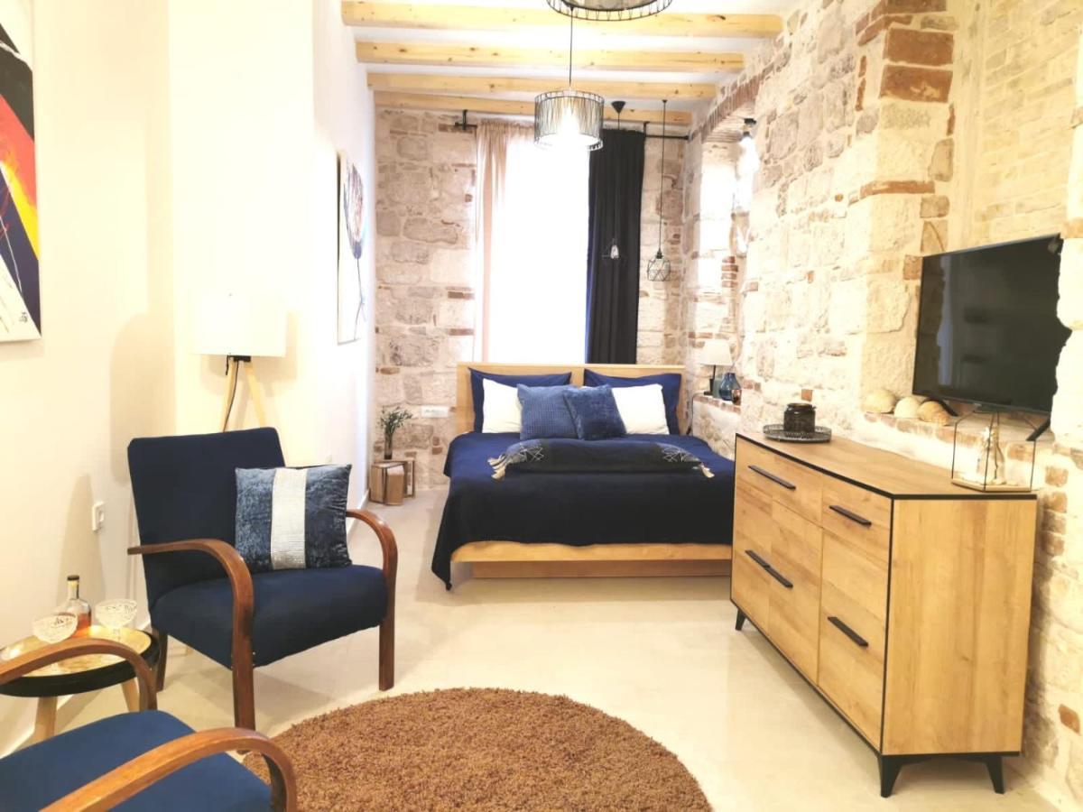 House Bava Hotel Vis Kültér fotó